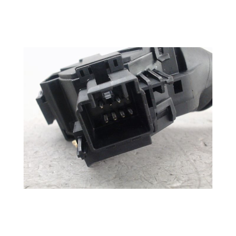 COMMANDE CLIGNOTANT FORD FIESTA