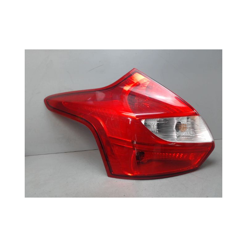 FEU ARRIERE GAUCHE  FORD FOCUS