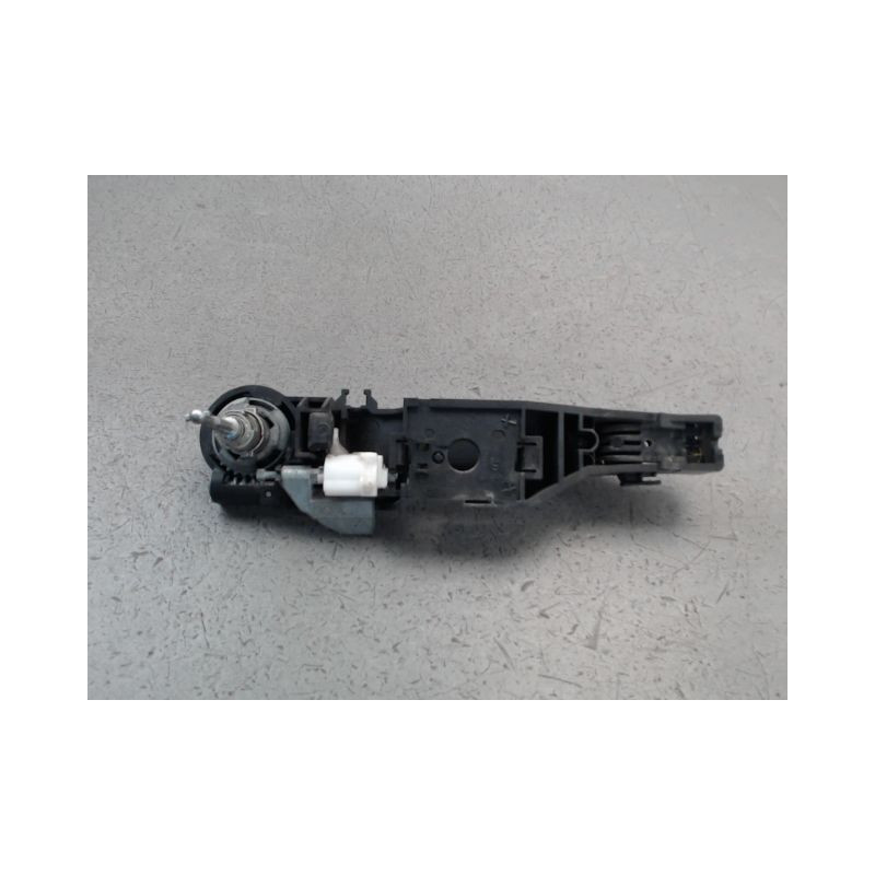 POIGNEE EXTERIEURE PORTE AVANT GAUCHE RENAULT CLIO