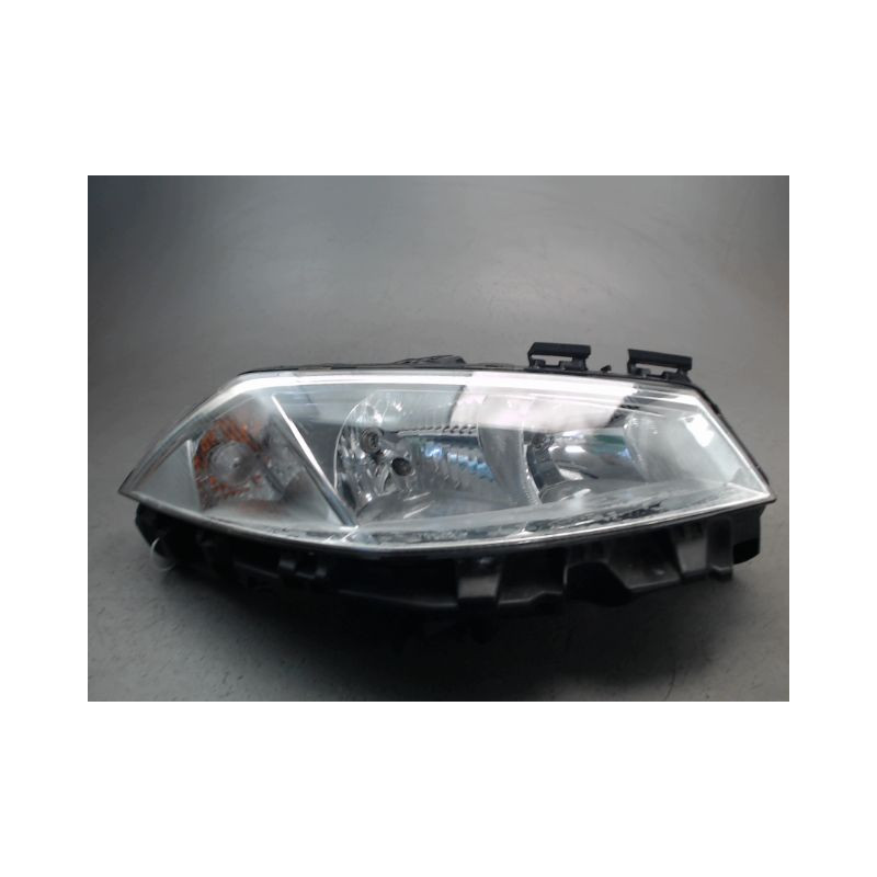 PHARE GAUCHE RENAULT MEGANE