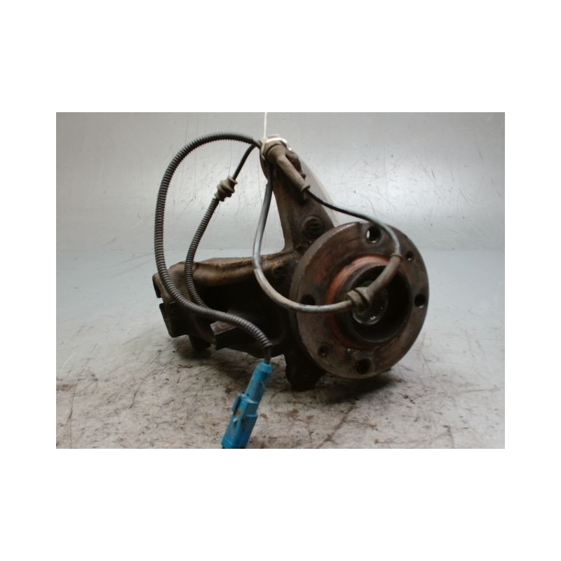 PIVOT AVANT DROIT PEUGEOT 207 CC