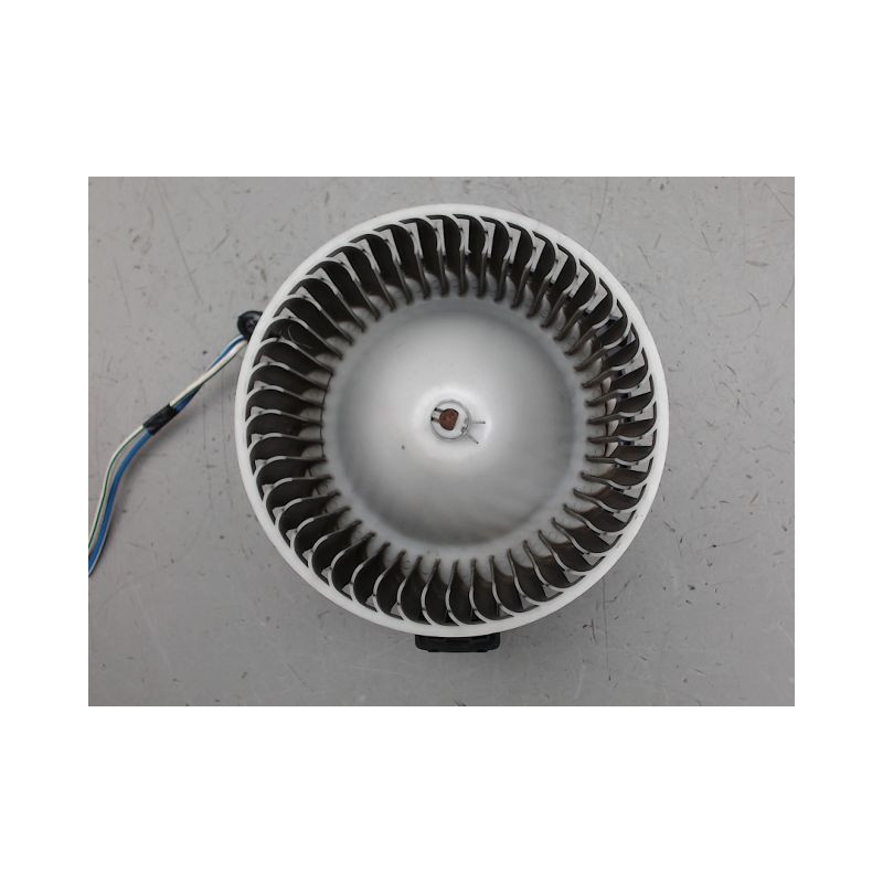 MOTEUR VENTILATEUR CHAUFFAGE MAZDA 6