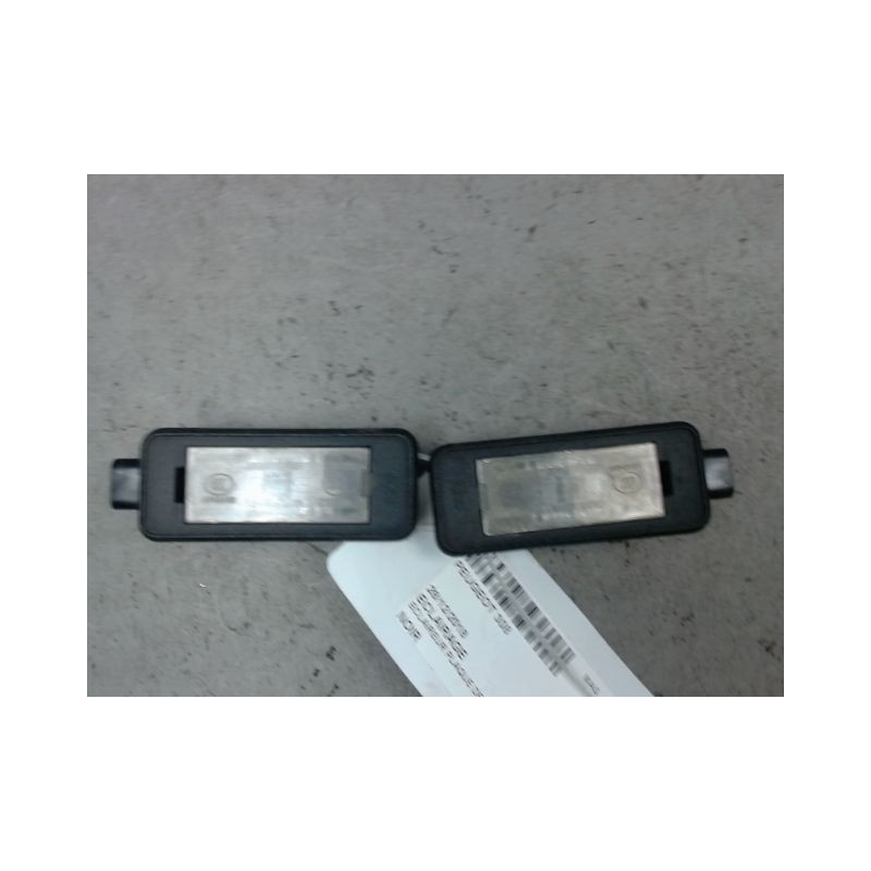 ECLAIREUR PLAQUE DE POLICE PEUGEOT 308