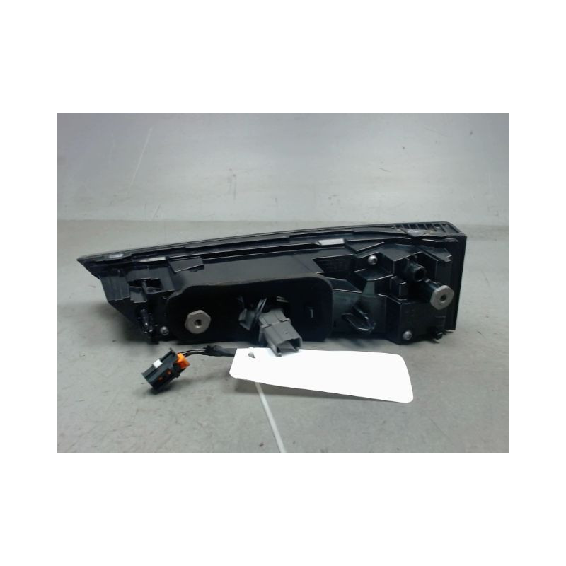 FEU ARRIERE INTERIEUR DROIT PEUGEOT 308