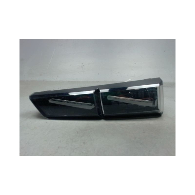 FEU ARRIERE INTERIEUR GAUCHE PEUGEOT 308