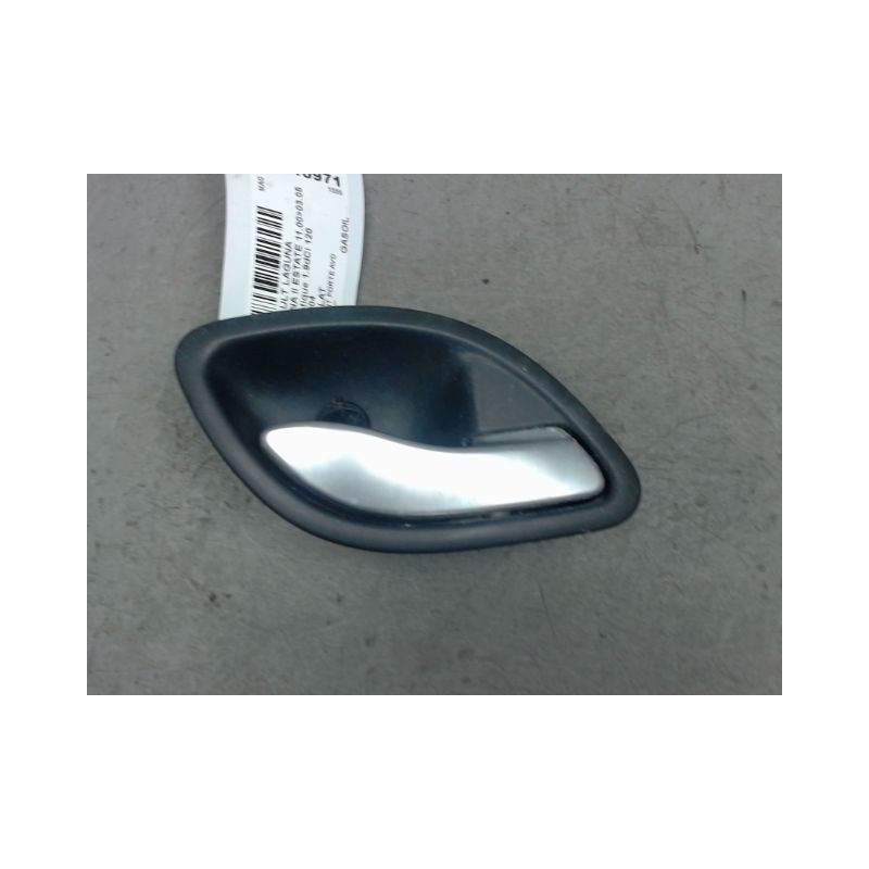 POIGNEE INTERIEURE PORTE AVANT DROIT RENAULT LAGUNA II ESTATE 00-05