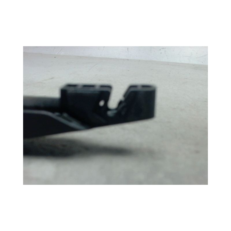 BRAS ESSUIE-GLACE ARRIERE FORD FIESTA 2008-