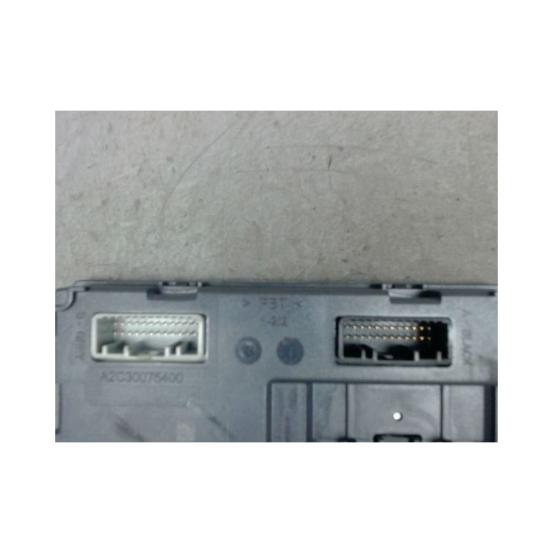 LECTEUR DE CARTE RENAULT CLIO
