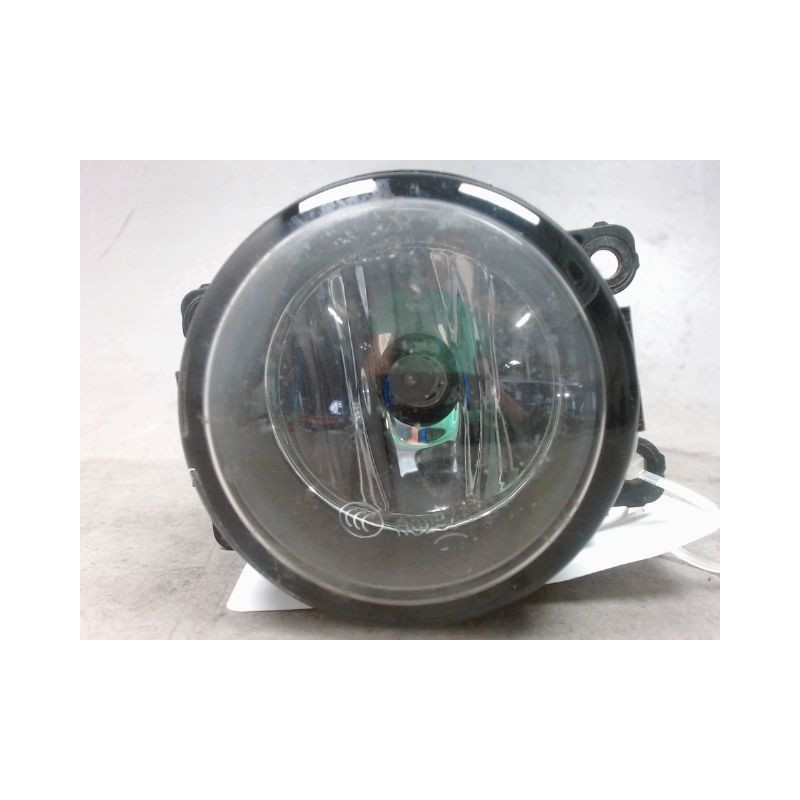 PHARE ANTIBROUILLARD AVANT DROIT FORD FOCUS