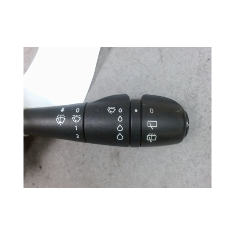 COMMANDE ESSUIE GLACE RENAULT CLIO