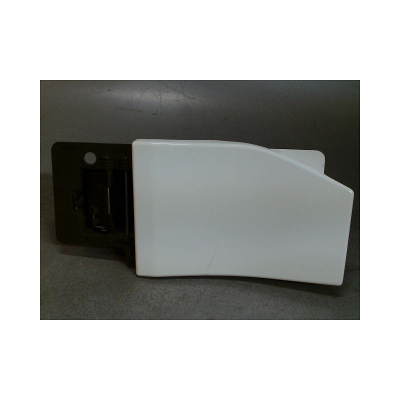 VOLET DE TRAPPE CARBURANT RENAULT TRAFIC