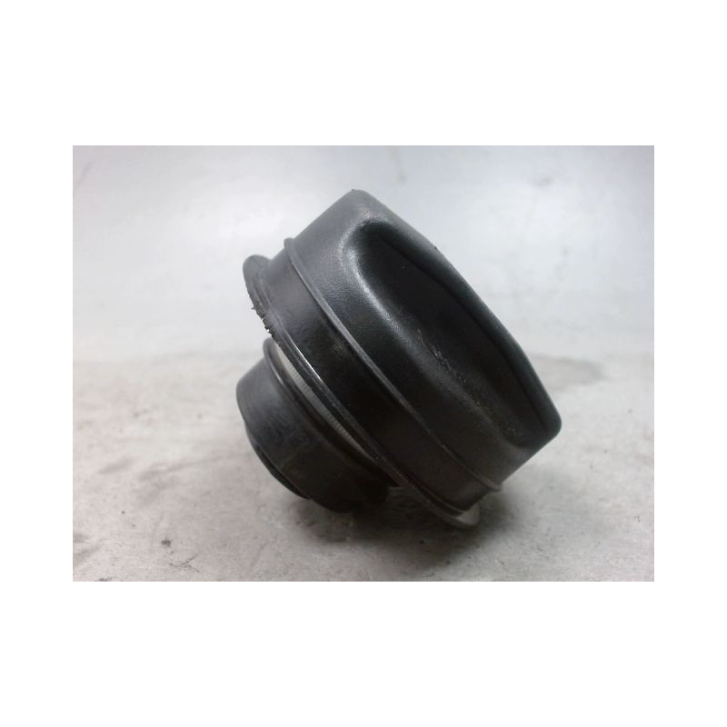 BOUCHON RESERVOIR A CARBURANT OPEL VECTRA BREAK 2005-