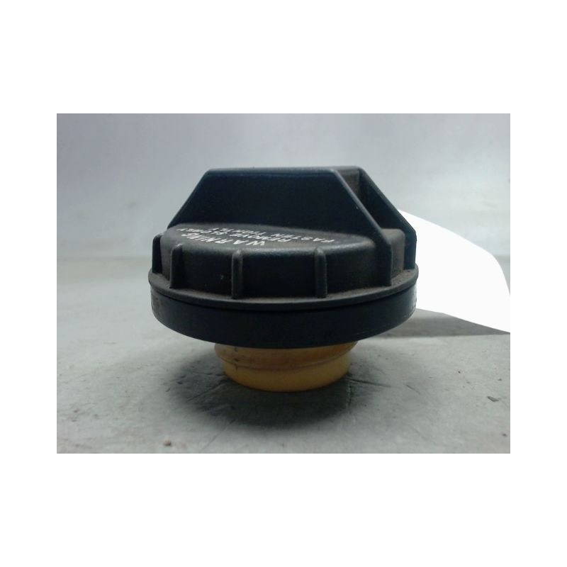 BOUCHON RESERVOIR A CARBURANT HYUNDAI I10