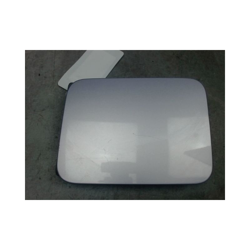VOLET DE TRAPPE CARBURANT DAIHATSU CUORE
