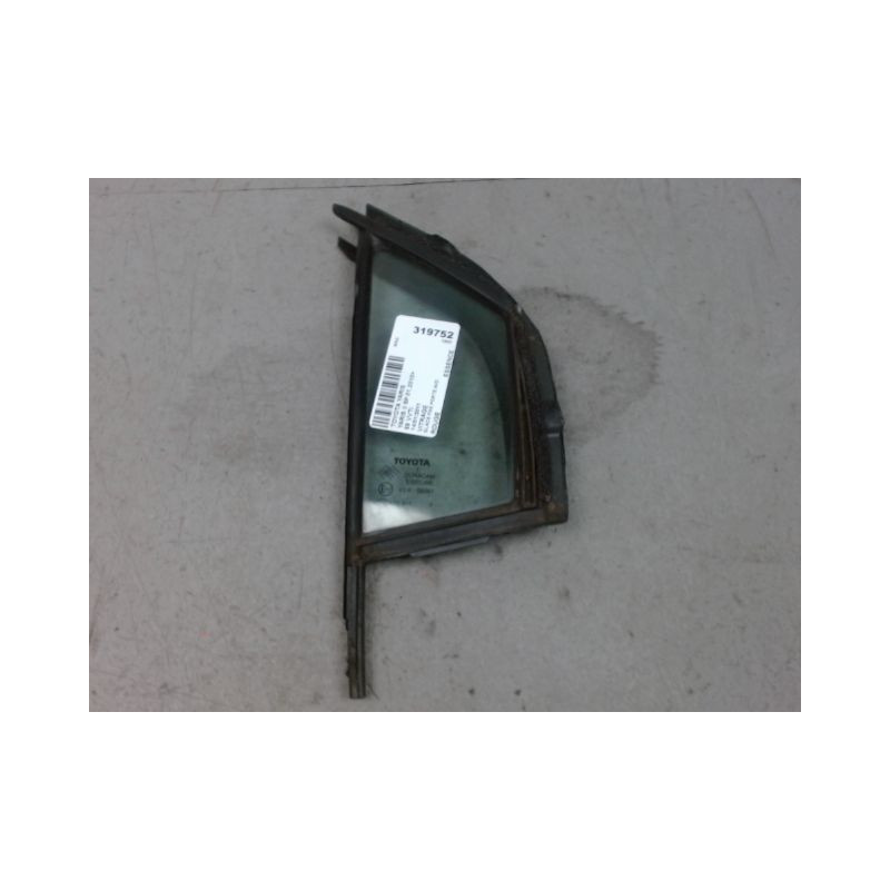 GLACE FIXE PORTE AVD TOYOTA YARIS II 2010-