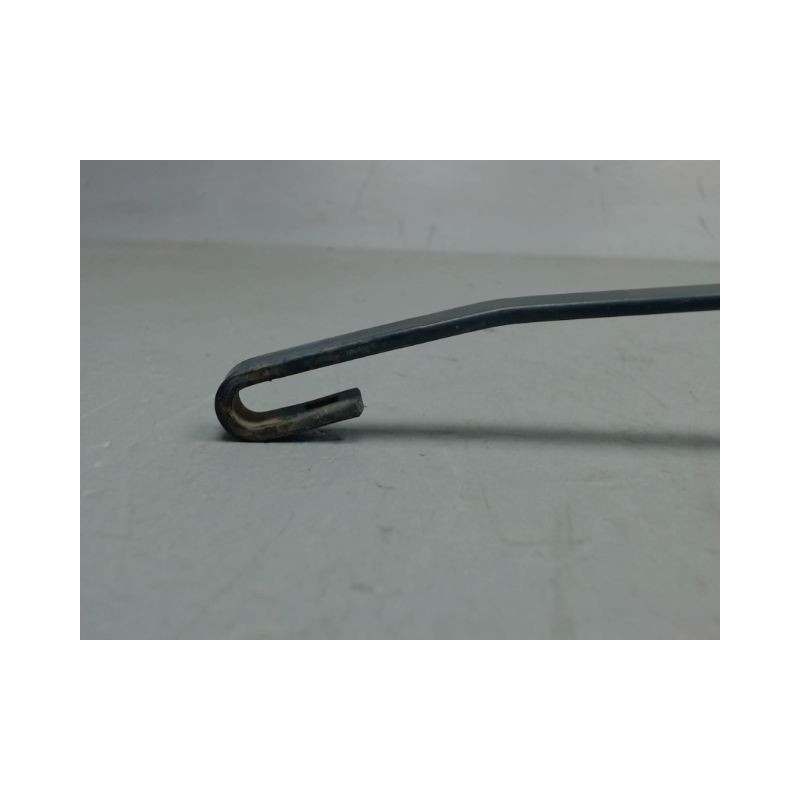 BRAS ESSUIE-GLACE AVANT DROIT TOYOTA HILUX SIMPLE CABINE 2006-