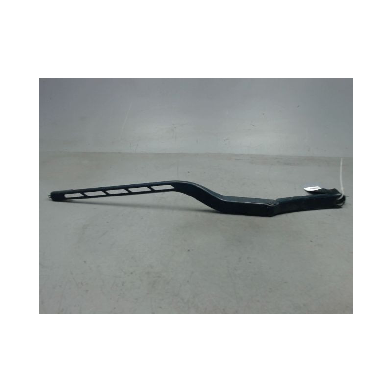 BRAS ESSUIE-GLACE AVANT GAUCHE AUDI A3 2003-