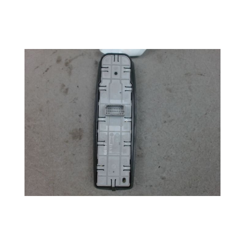 COMMANDE LEVE-GLACE PORTE AVG RENAULT LAGUNA