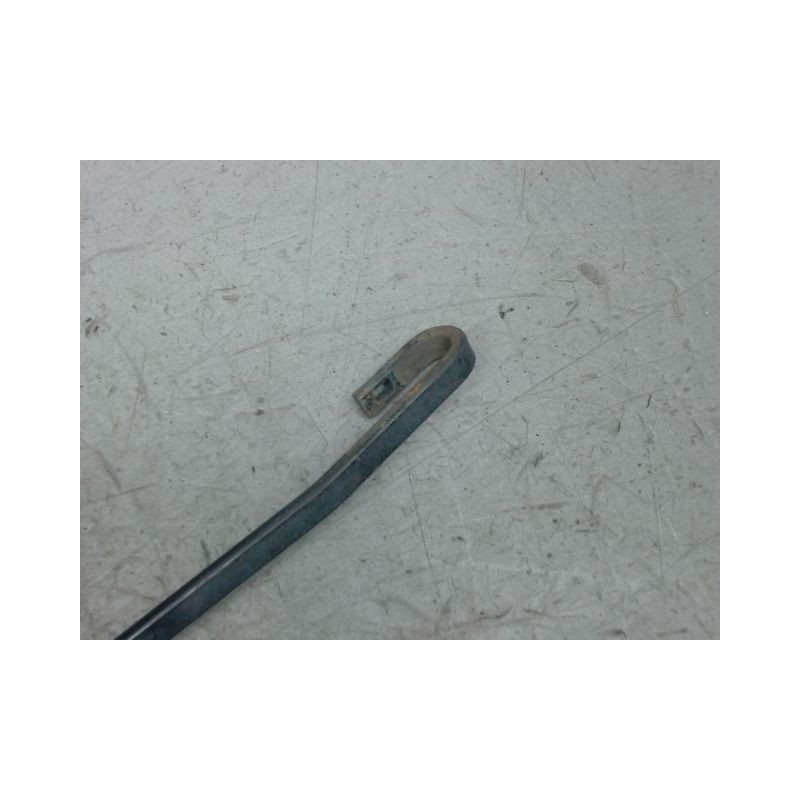 BRAS ESSUIE-GLACE AVANT DROIT IVECO 35C15