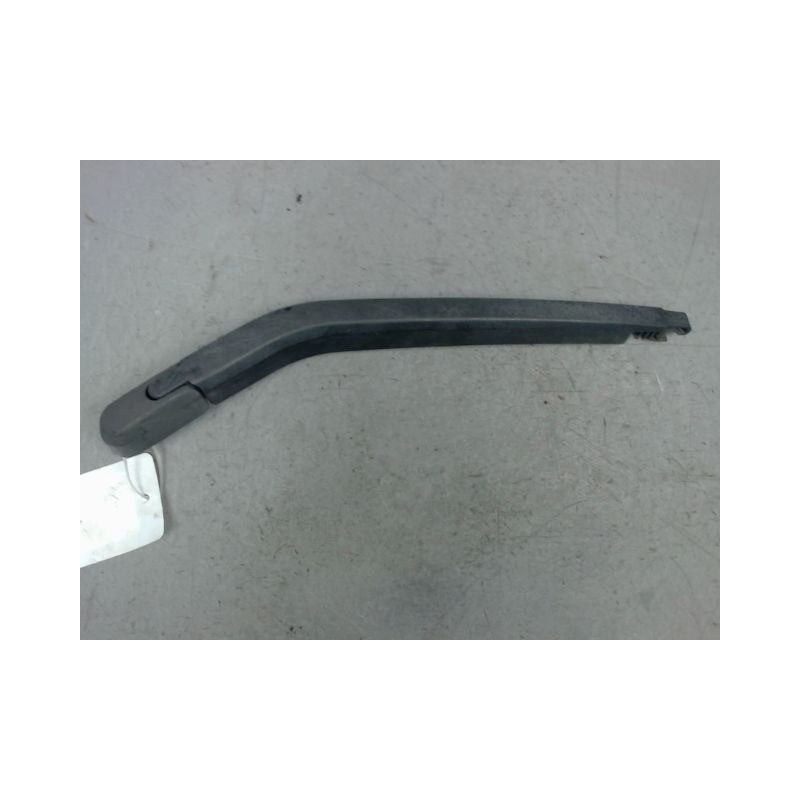 BRAS ESSUIE-GLACE ARRIERE HYUNDAI I 20 2009-