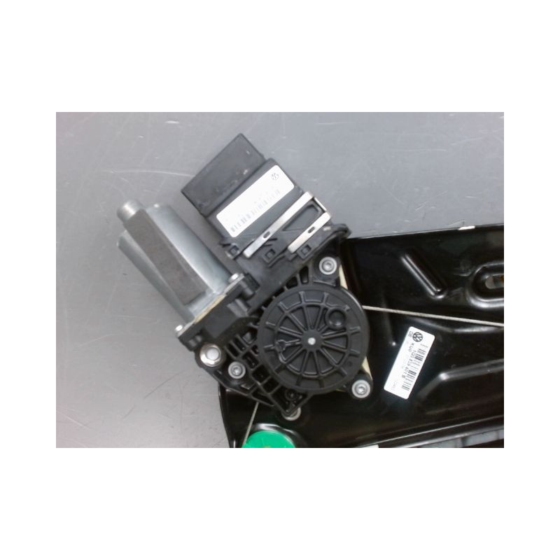 MECANISME+MOTEUR LEVE GLACE AILE ARRIERE GAUCHE VOLKSWAGEN EOS C-C