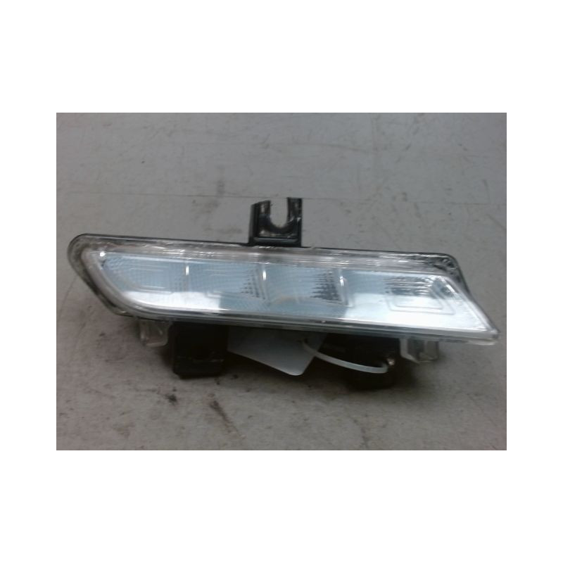 FEUX POSITION DROIT RENAULT CLIO