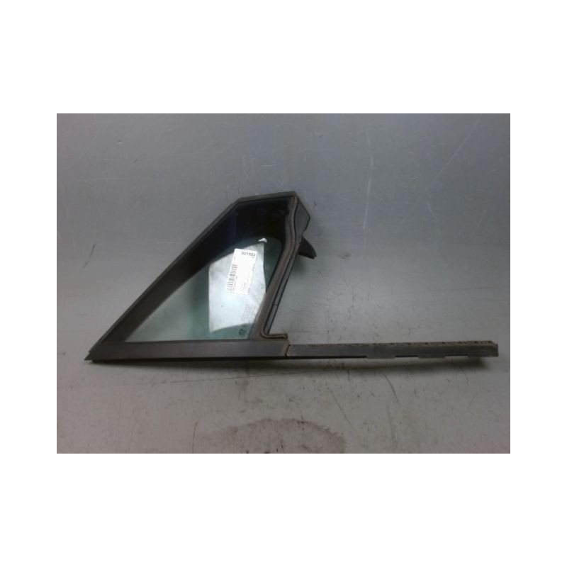 GLACE FIXE PORTE AVD PEUGEOT 208