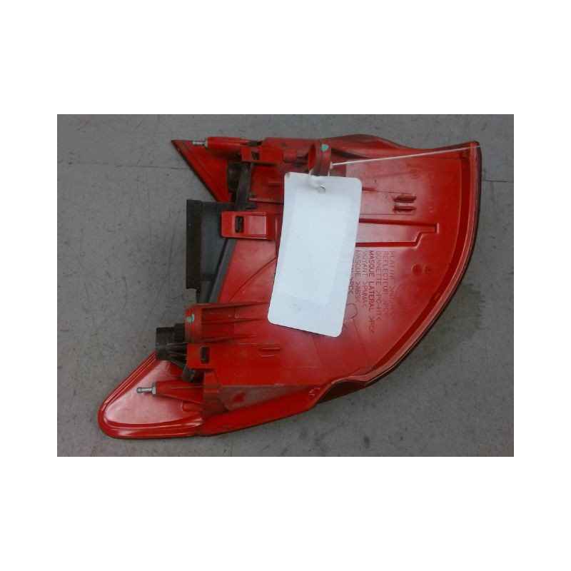 FEU ARRIERE GAUCHE  PEUGEOT 3008 2009-