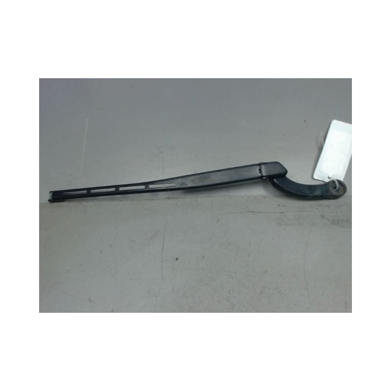 BRAS ESSUIE-GLACE AVANT GAUCHE AUDI A4 2004-