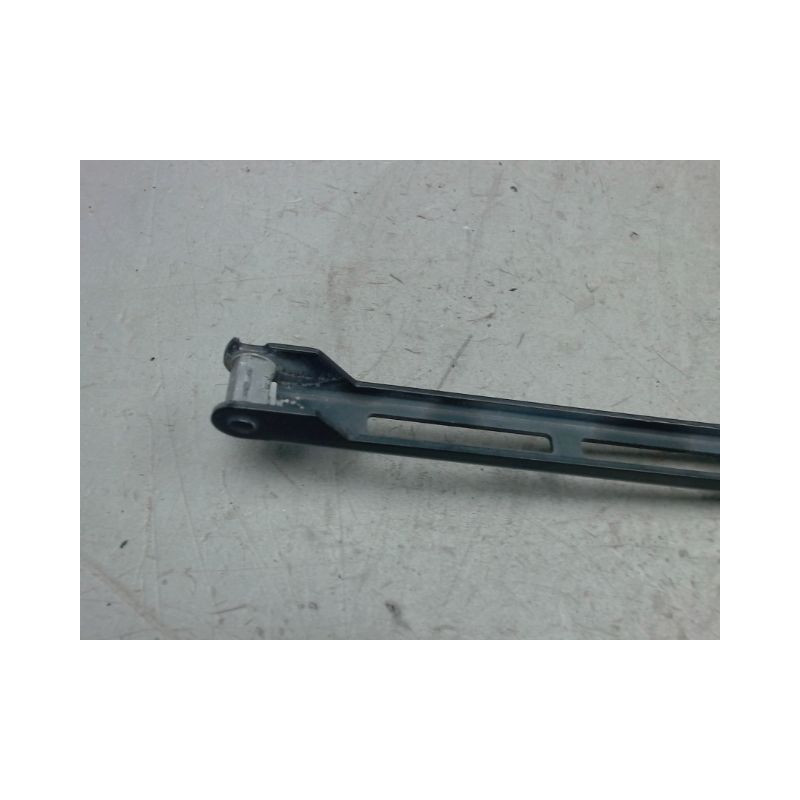 BRAS ESSUIE-GLACE AVANT GAUCHE AUDI A4 2004-