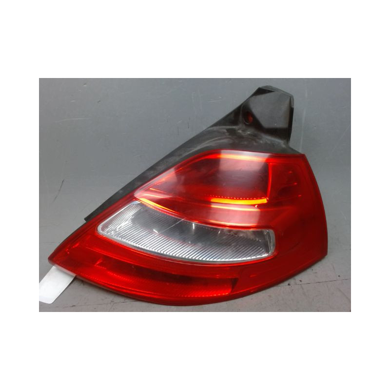 FEU ARRIERE DROIT RENAULT MEGANE II PH2 2006-