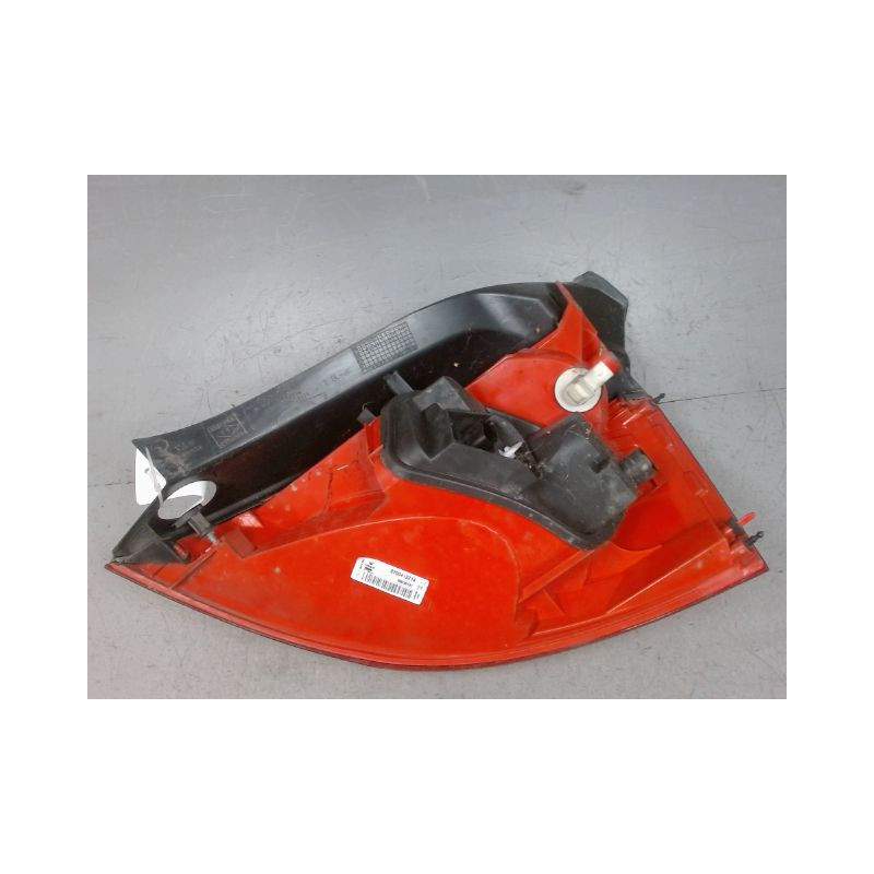 FEU ARRIERE GAUCHE  RENAULT MEGANE II PH2 2006-