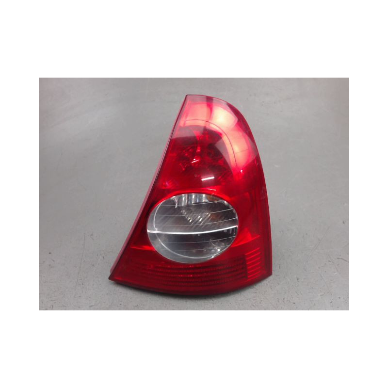 FEU ARRIERE DROIT RENAULT CLIO