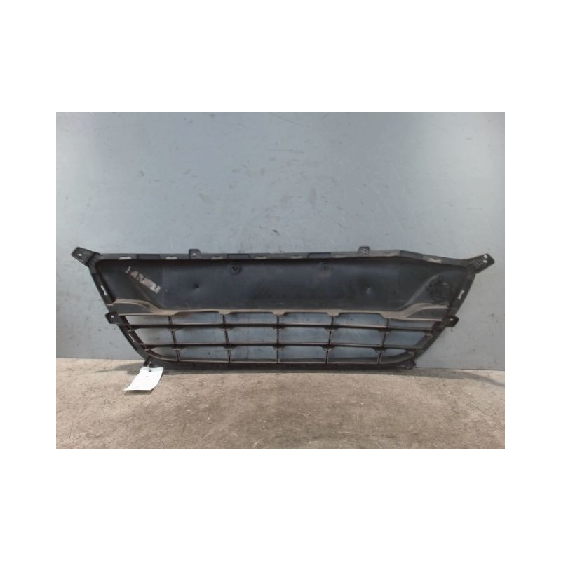 GRILLE PARE-CHOC AVANT HYUNDAI I20