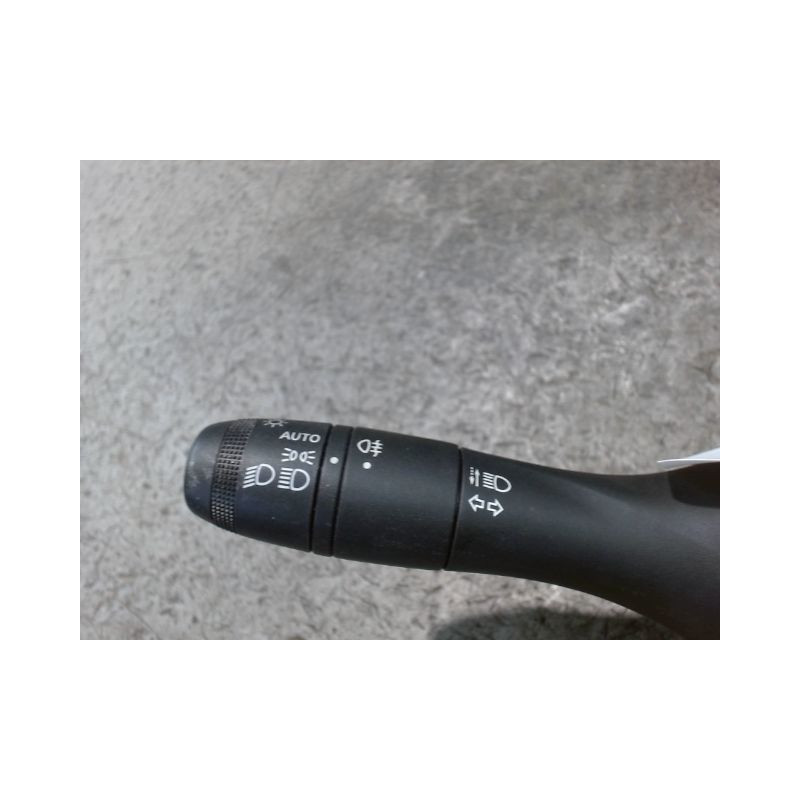 BLOC COMMODOS RENAULT CLIO