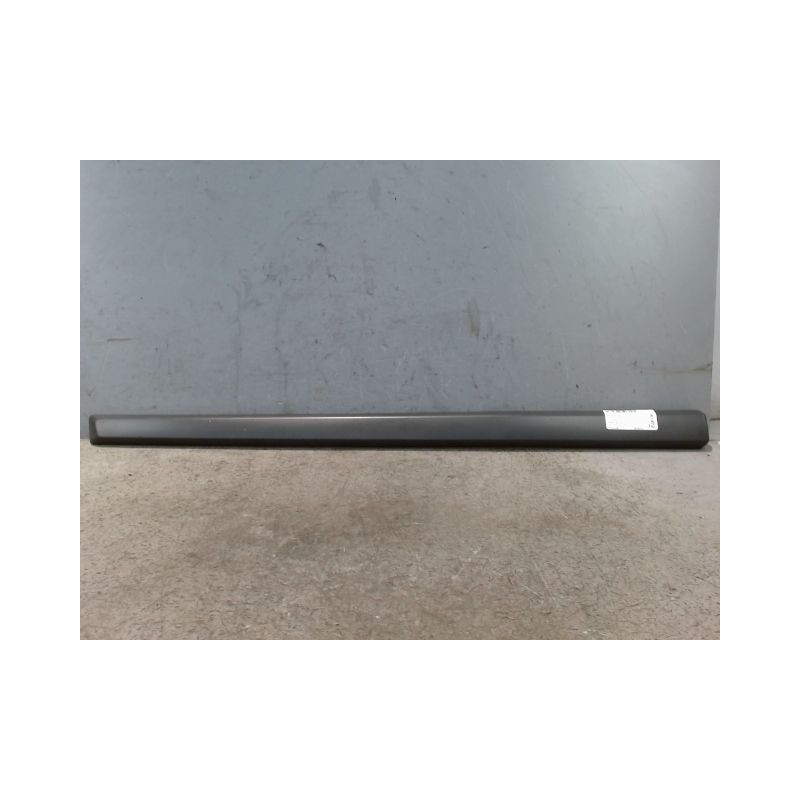 PROTECTION PORTE AVANT GAUCHE DACIA LOGAN MCV 2007-