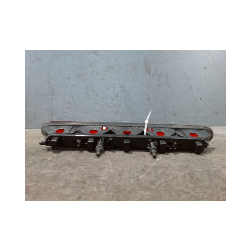 FEUX STOP SUPPLEMENTAIRE PEUGEOT 206 5P