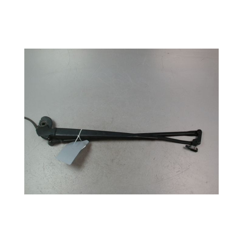 BRAS ESSUIE-GLACE AVANT TOYOTA YARIS 2005-