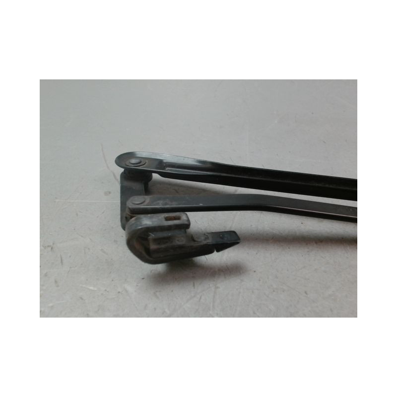 BRAS ESSUIE-GLACE AVANT TOYOTA YARIS 2005-