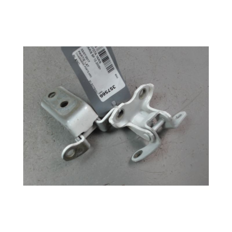 CHARNIÈRE PORTE ARD TOYOTA YARIS 2005-