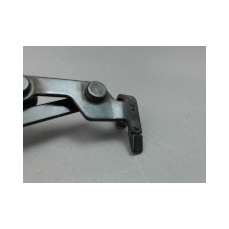 BRAS ESSUIE-GLACE AVANT TOYOTA YARIS 2005-
