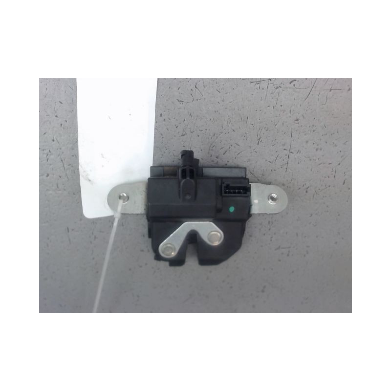 SERRURE HAYON  OPEL CORSA IV Phase 2 (D) 2011-2015
