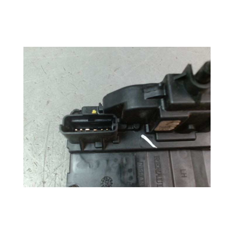 SYSTEME CONDAMNATION AVANT GAUCHE PEUGEOT 207 2006-2013