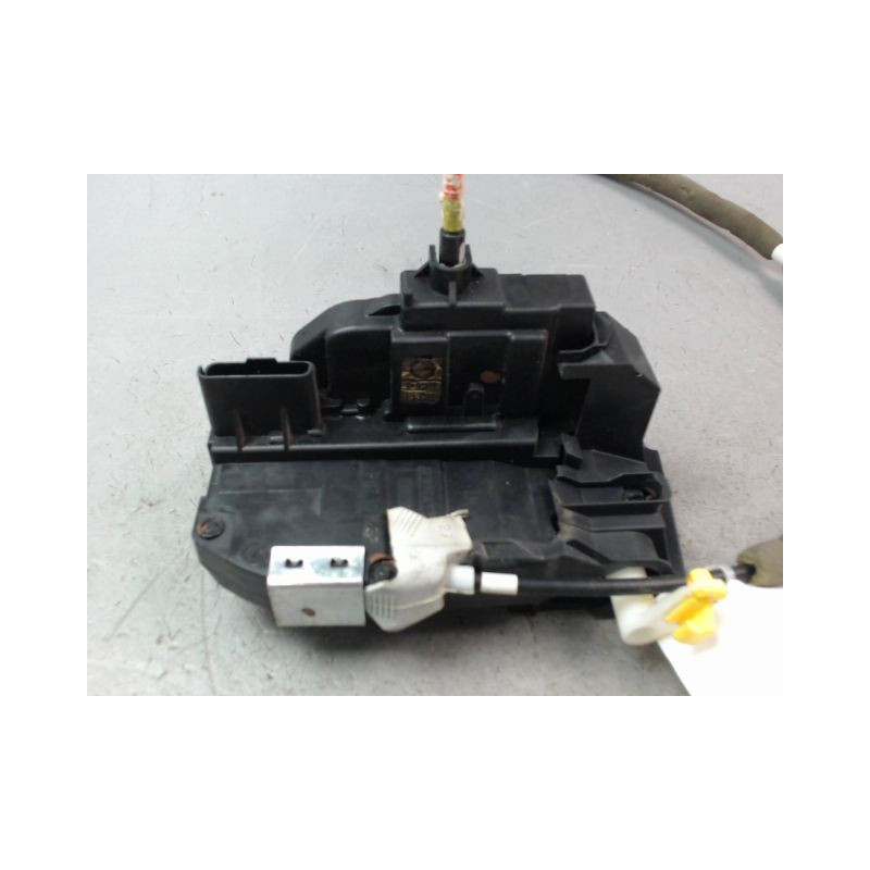 SYSTEME CONDAMNATION AVANT GAUCHE NISSAN QASHQAI BREAK II Phase 1 2014-...