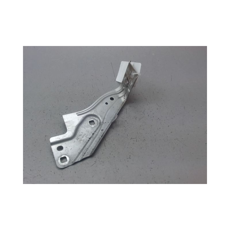 SUPPORT AILE AVD RENAULT CLIO
