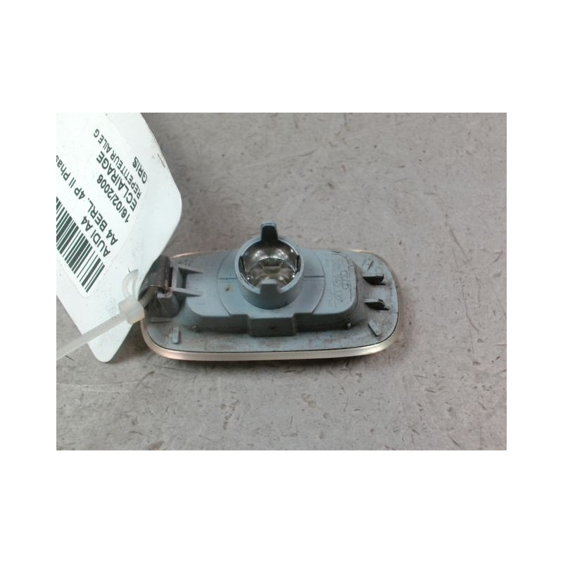 REPETITEUR AILE GAUCHE AUDI A4 BERL. II Phase 2 2004-2008