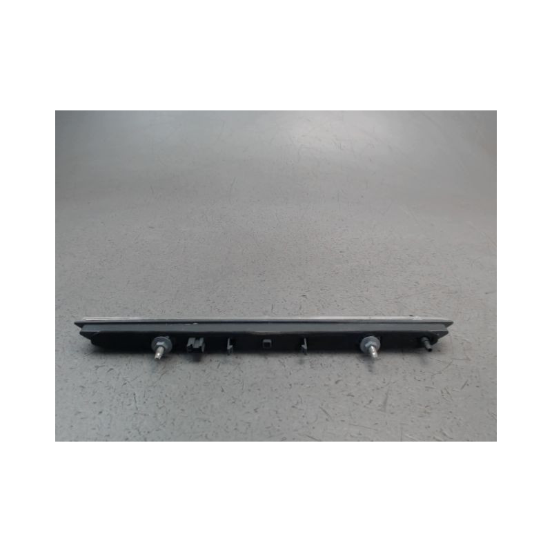 FEUX STOP SUPPLEMENTAIRE PEUGEOT 308