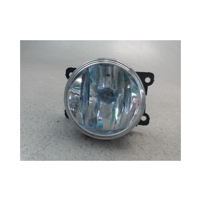 PHARE ANTIBROUILLARD AVANT GAUCHE PEUGEOT 2008