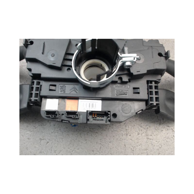 BLOC COMMODOS PEUGEOT 208