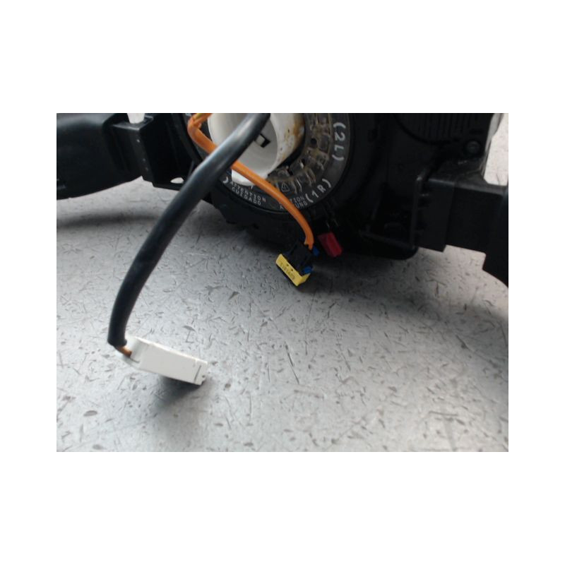BLOC COMMODOS PEUGEOT 208